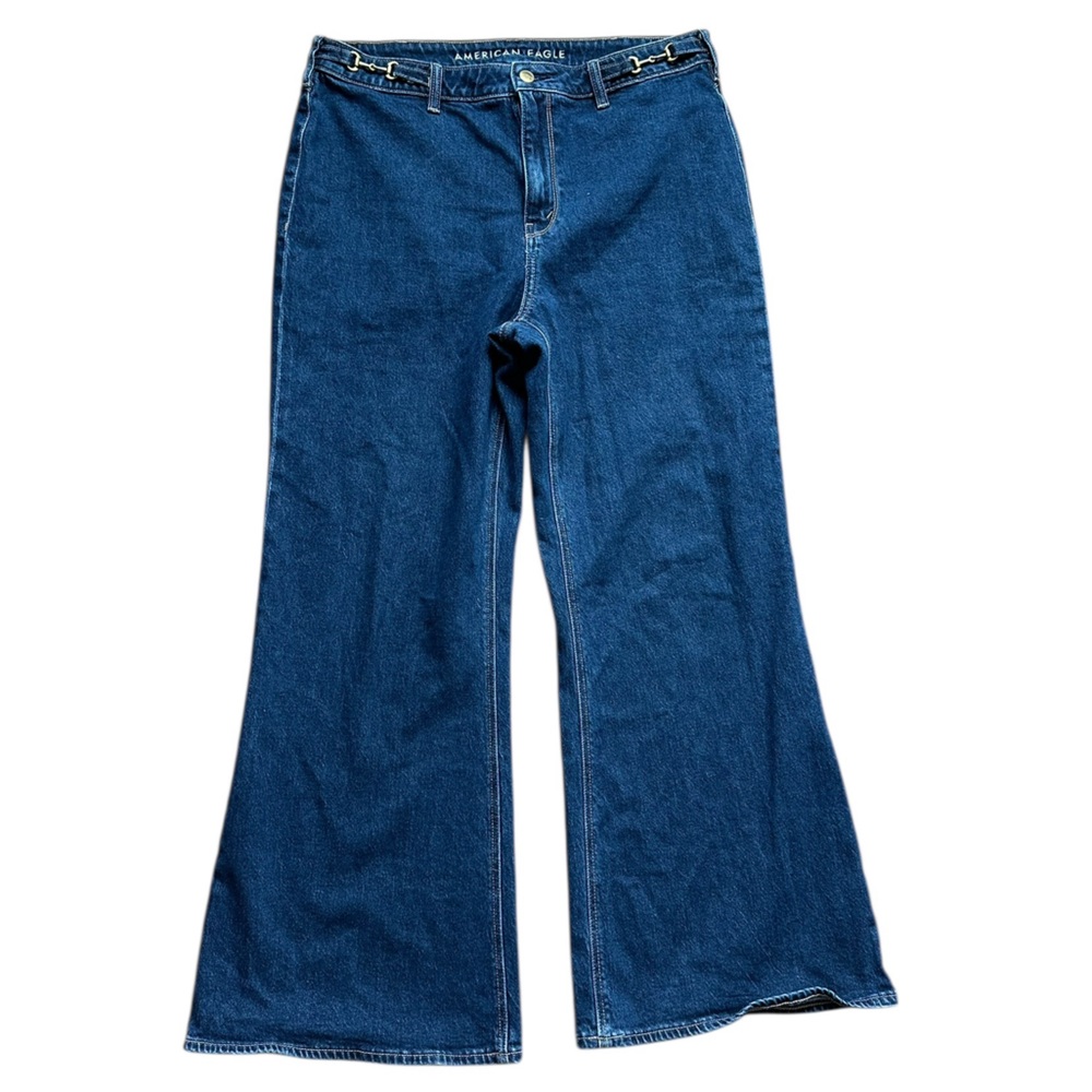 AMERICAN EAGLE High-Rise Wide Leg Flare stretch buckle detail jeans size 12